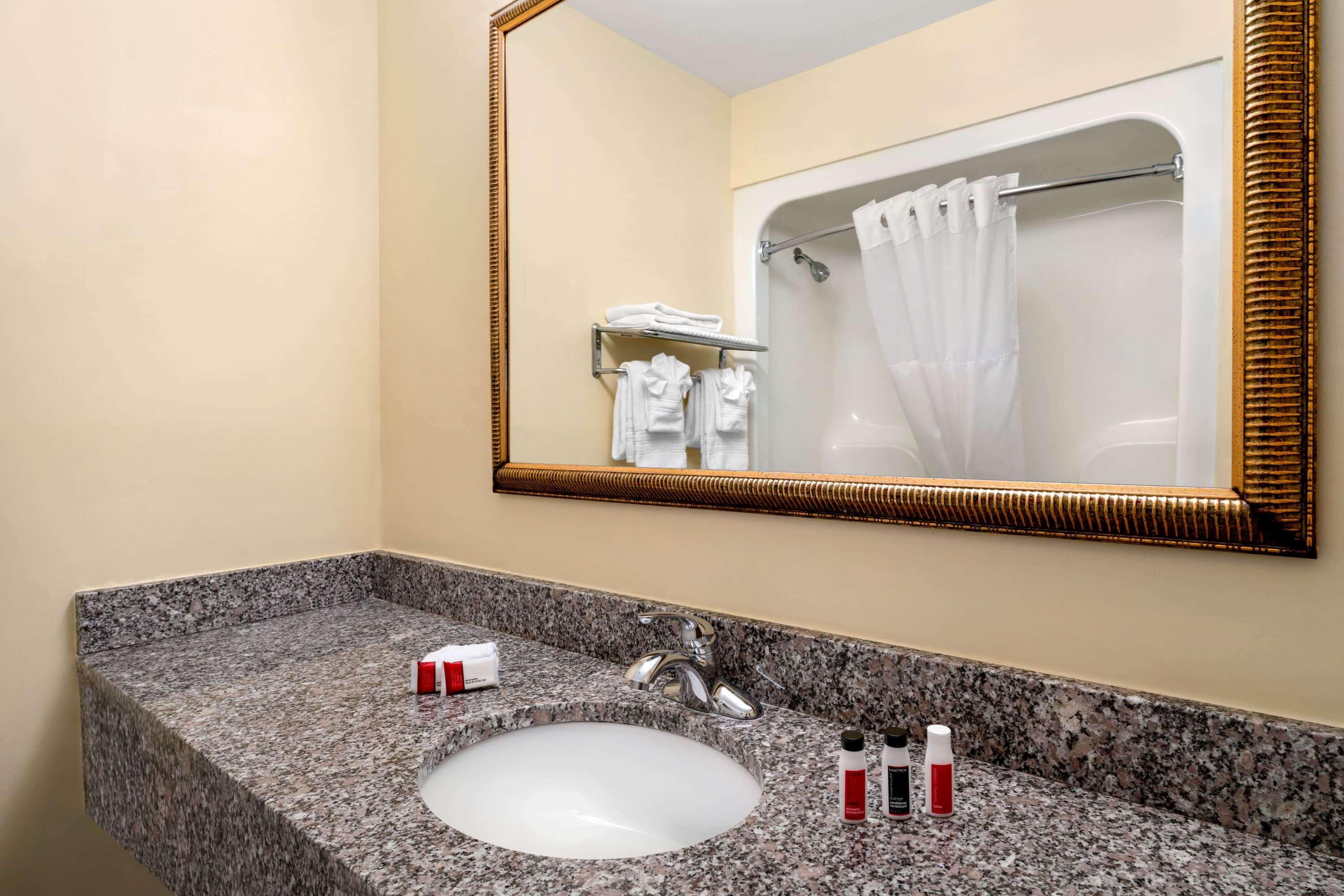 Baymont By Wyndham North Dartmouth Fall River Εξωτερικό φωτογραφία